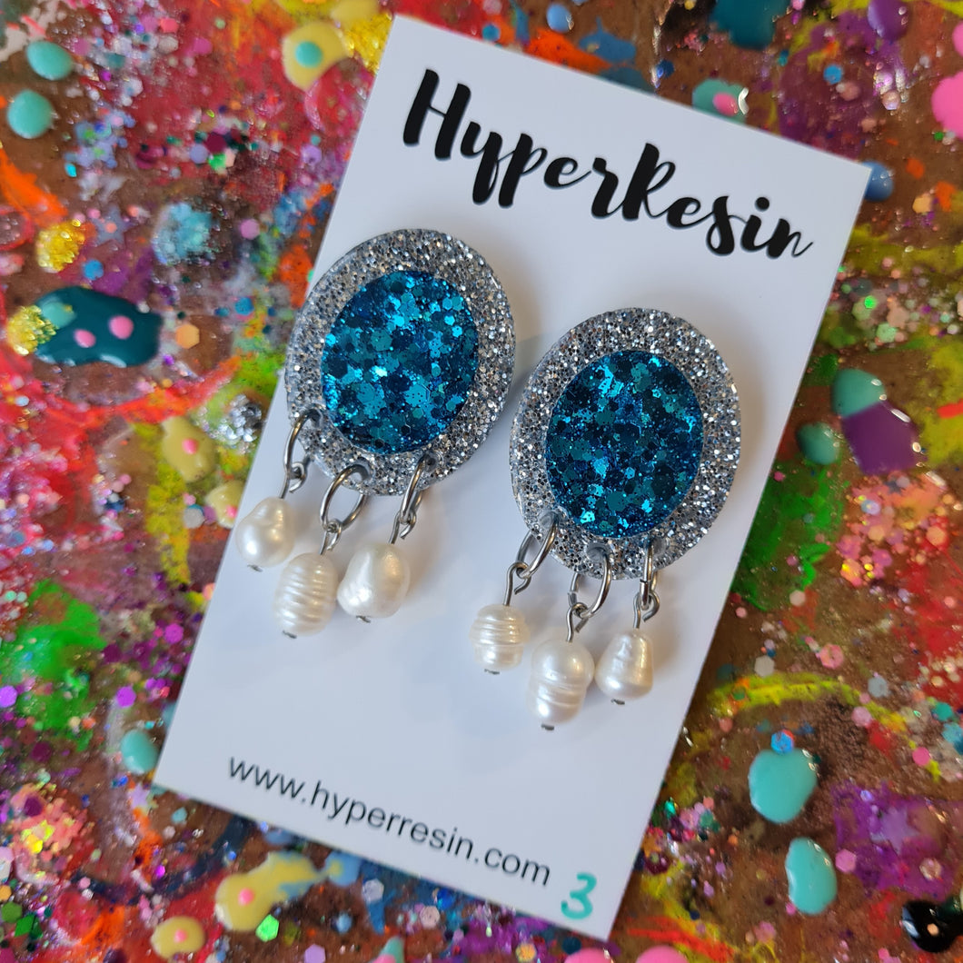 Glamorous Statement Stud