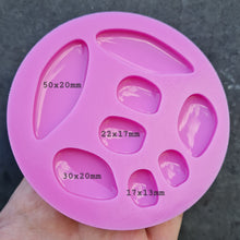 Load image into Gallery viewer, Silicone Dome Earring Mould