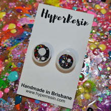 Load image into Gallery viewer, 18mm Statement Stud